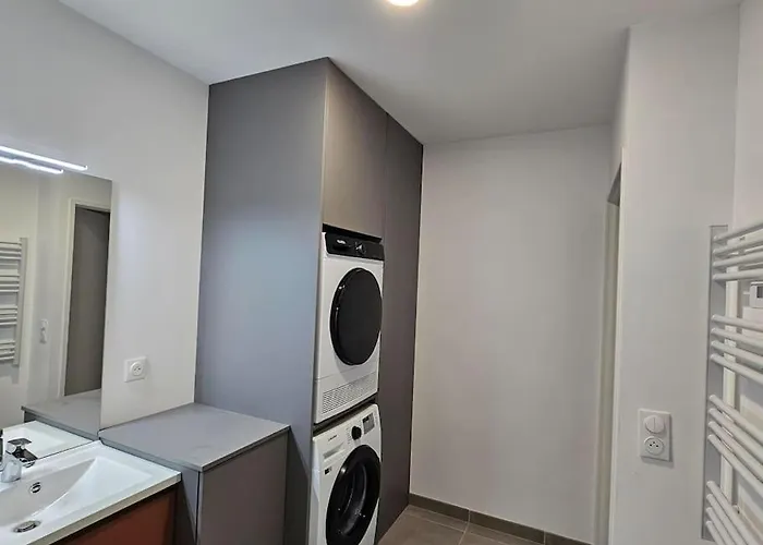 2 Neuf Bord De Ρουαγιάν