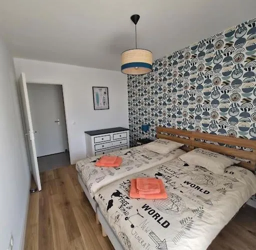 2 Neuf Bord De Διαμέρισμα *